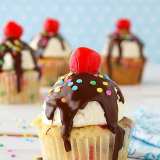 Ice Cream sundae cupcakes